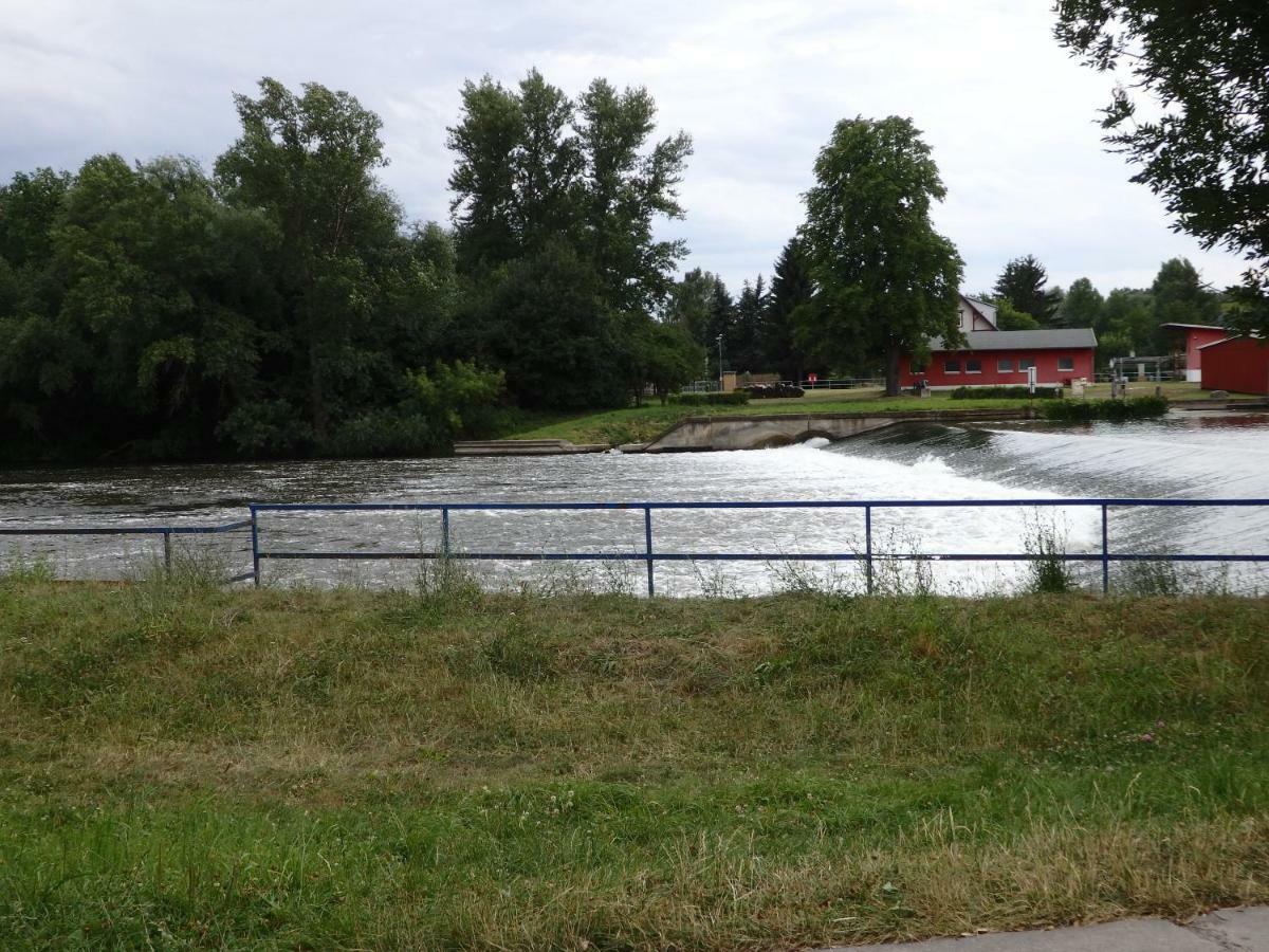 Zur Saale Hotel Weissenfels Luaran gambar