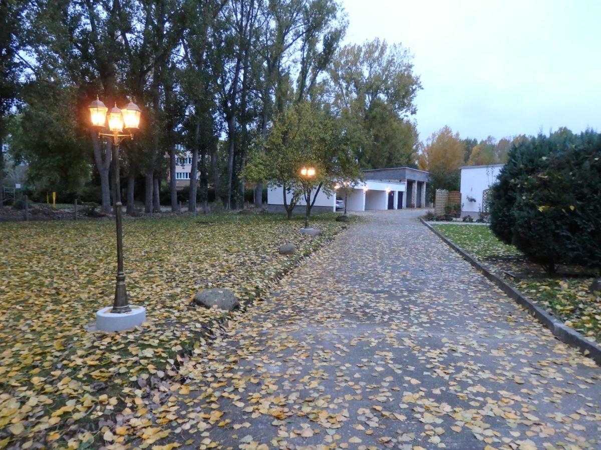 Zur Saale Hotel Weissenfels Luaran gambar