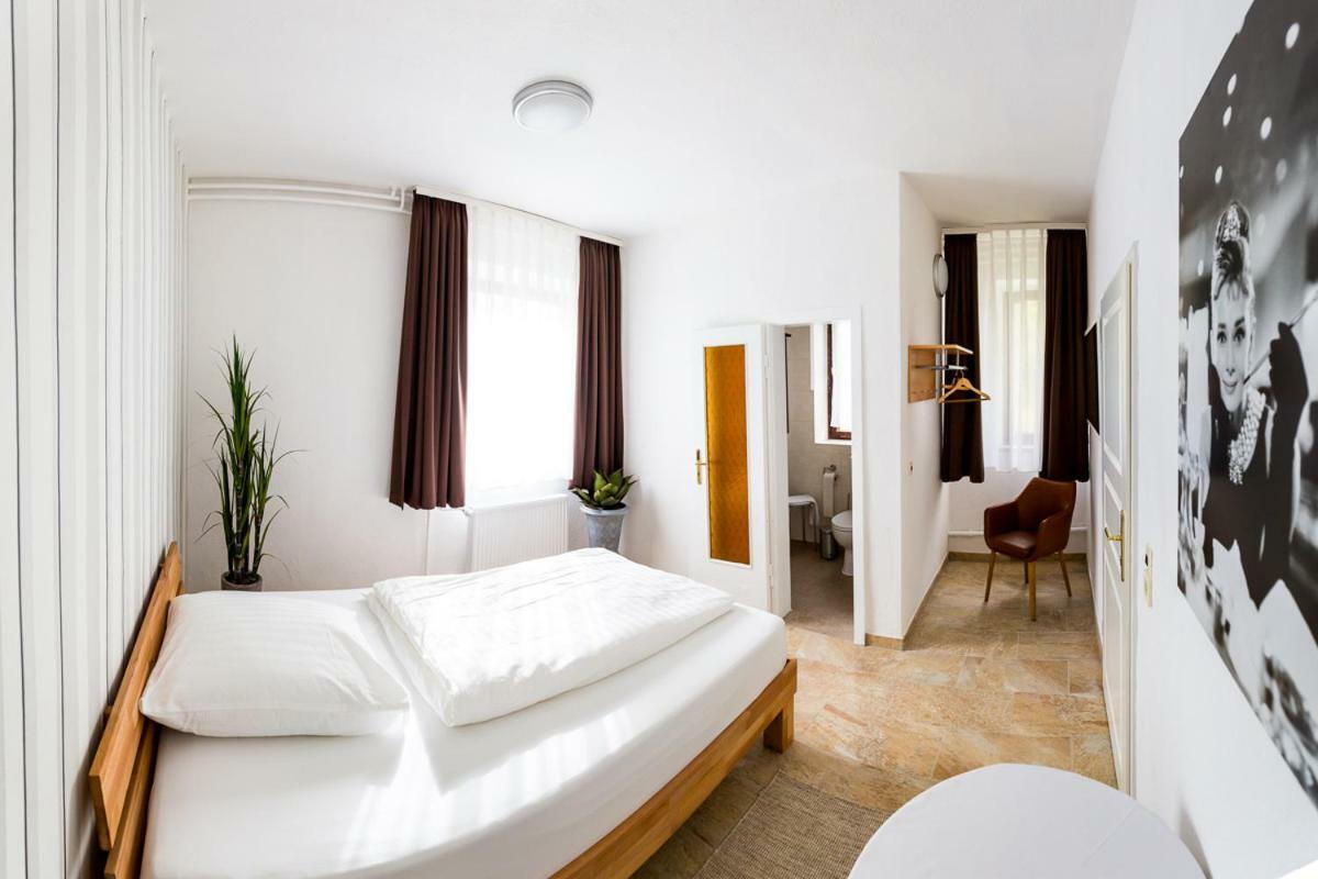 Zur Saale Hotel Weissenfels Luaran gambar