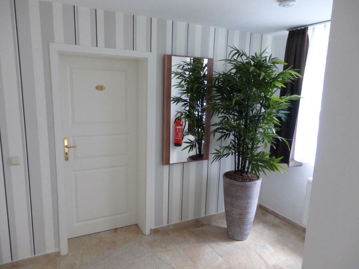 Zur Saale Hotel Weissenfels Luaran gambar